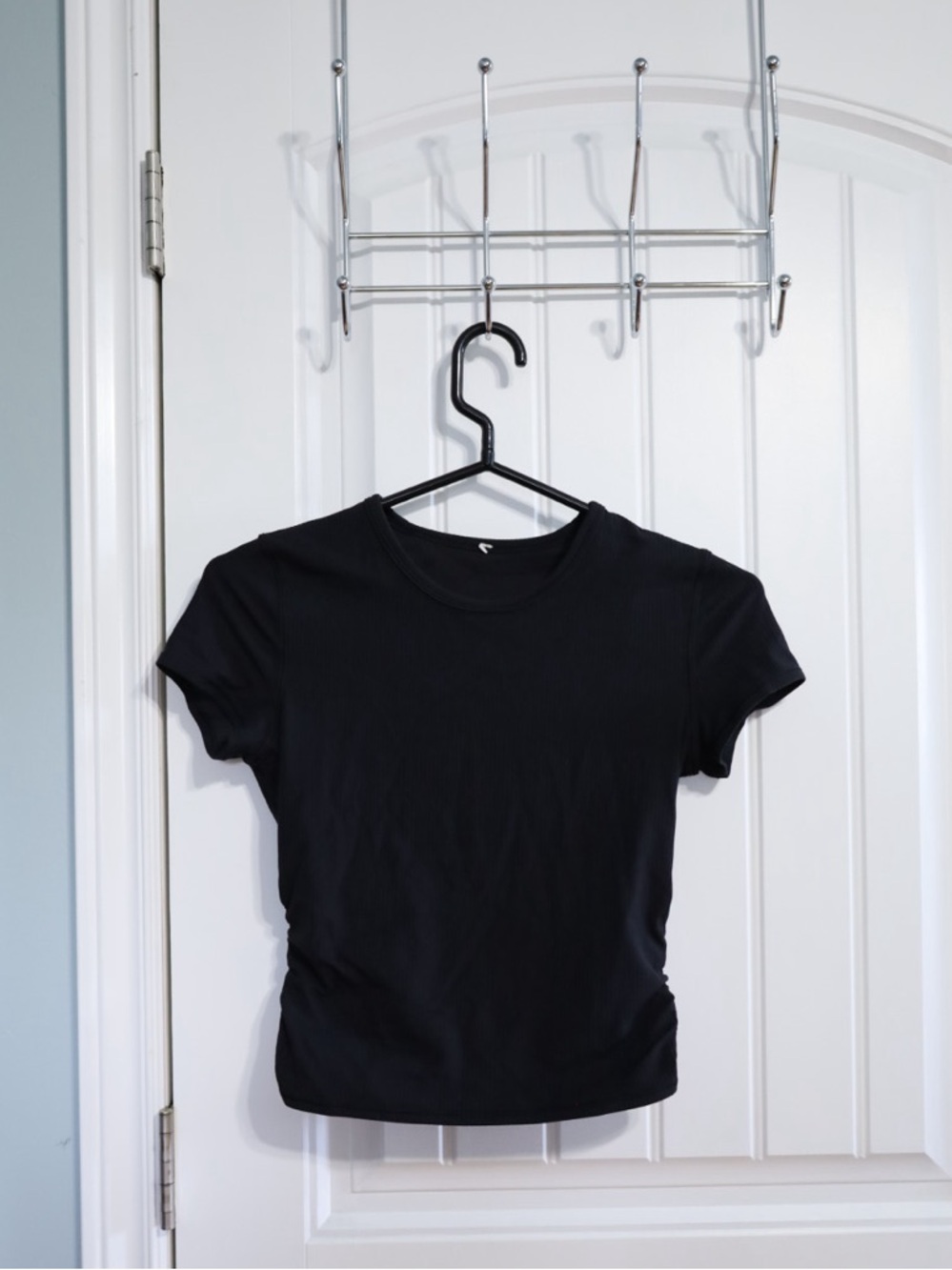 Lululemon All It Takes Back-Twist Ribbed
Short-Sleeve Shirt in Black Size 4 - Picture 2 of 5